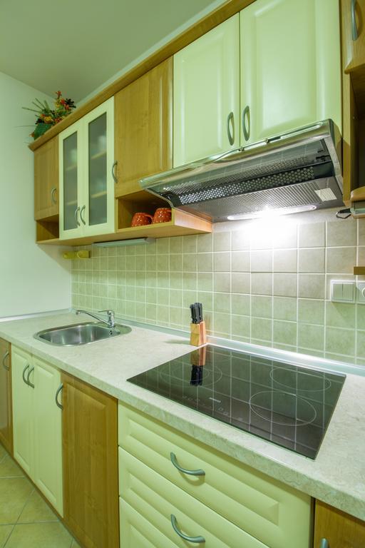 Vila Helena - Apartment Helena 2 รูชอมแบรอค ภายนอก รูปภาพ