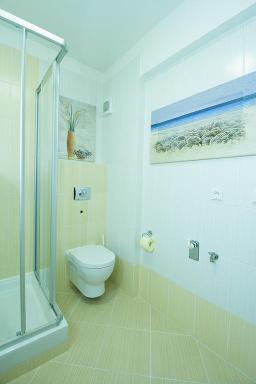 Vila Helena - Apartment Helena 2 รูชอมแบรอค ภายนอก รูปภาพ
